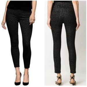 Good American Good Legs Crop Skinny Jeans Black Tonal Leopard Print. Size 14